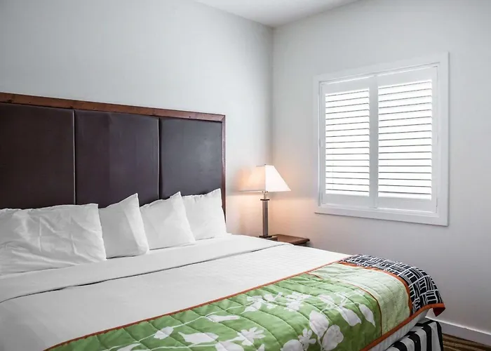 Island Inn & Suites, Ascend Hotel Collection